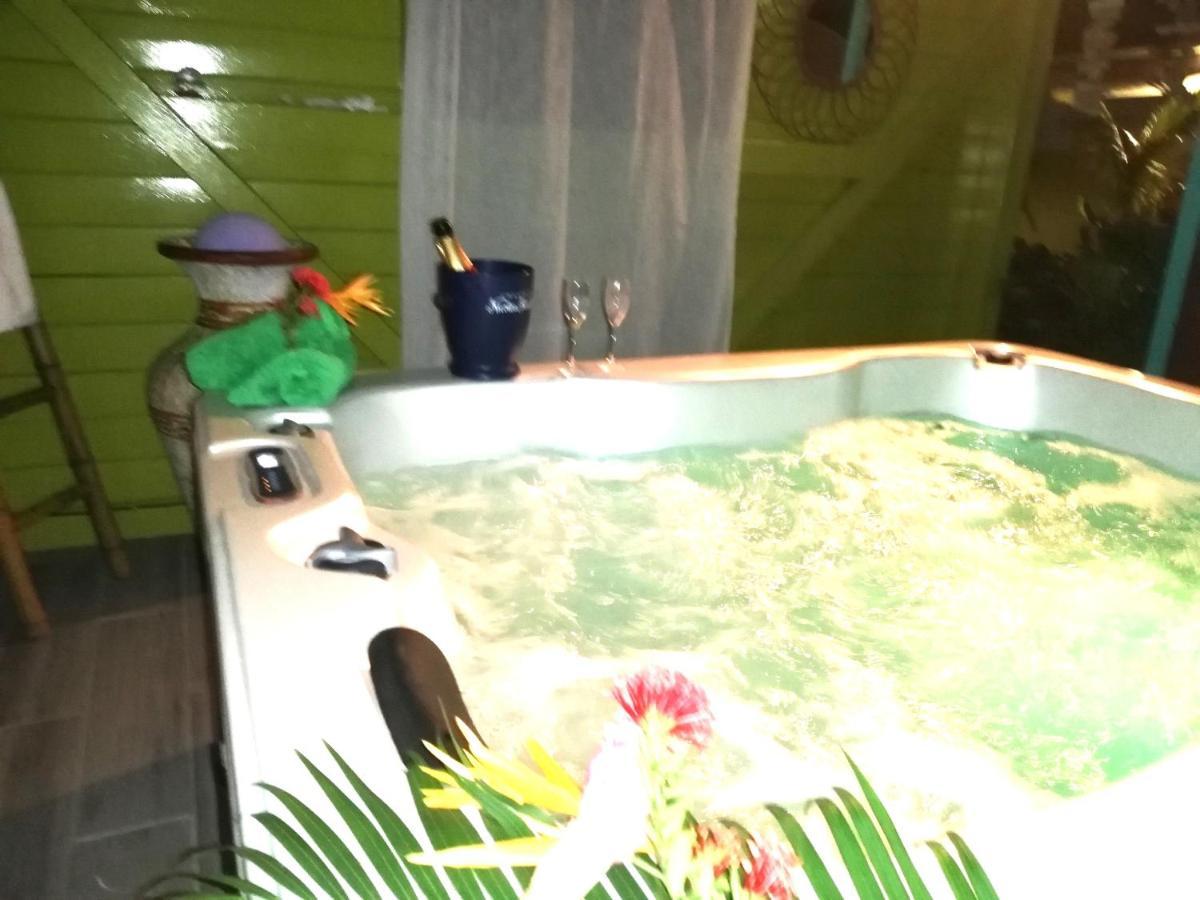 Au Sable D'Or - Spa - Wifi- Piscine Deshaies Ngoại thất bức ảnh